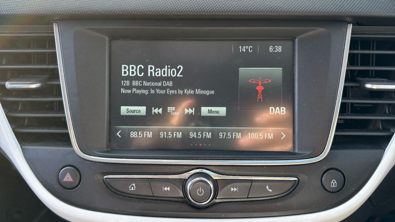 Vauxhall Crossland X 1.2T [110] Griffin 5dr [6 Spd] [Start Stop] Petrol Hatchback